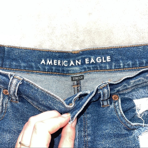 American Eagle High Rise Mom Short High Waisted Distressed Ripped Jean Shorts - Picture 2 of 7